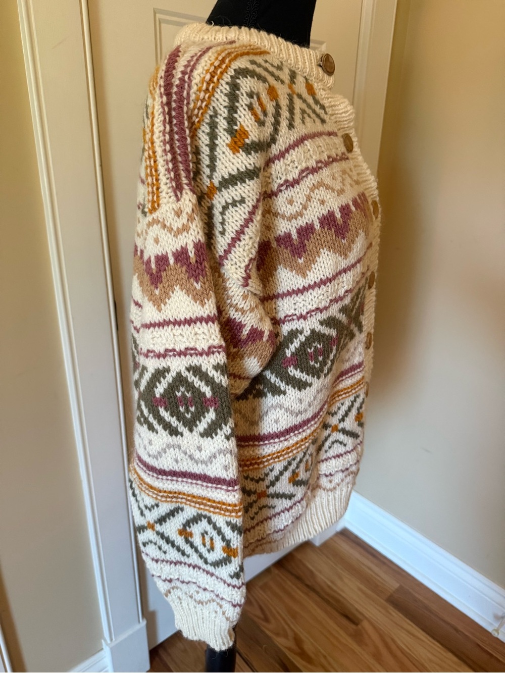 Pitlochry Cardigan Sweater Ivory/Multicolored 100% Wool Women’s Size L NWT - Picture 3 of 11